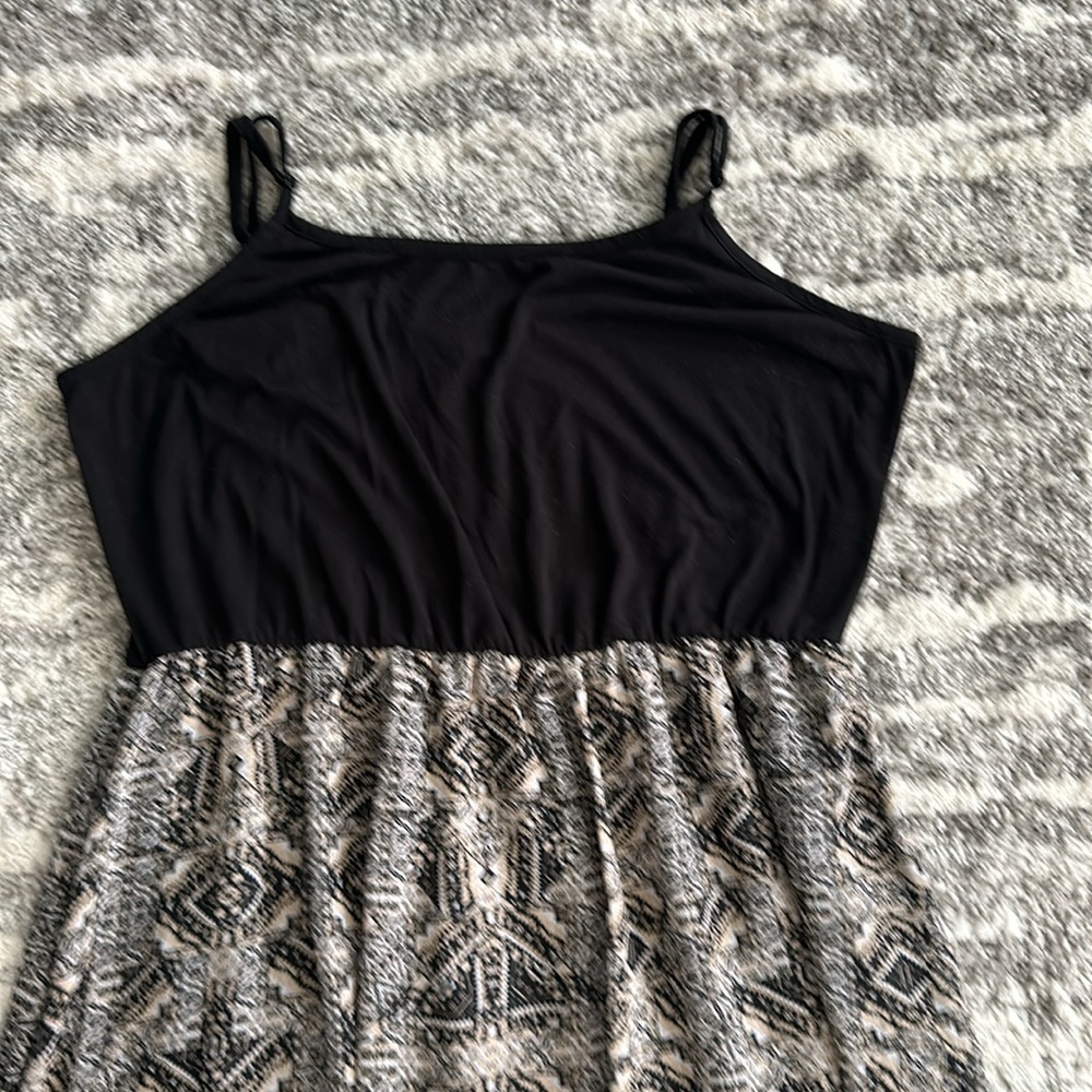 Just Be black and tan tribal maxi dress - Picture 4 of 7